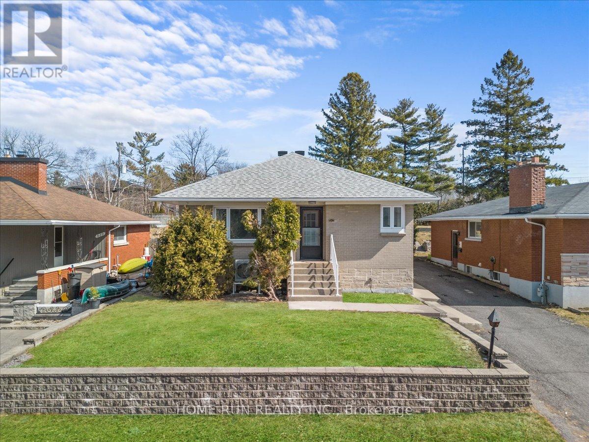 841 Iroquois Road