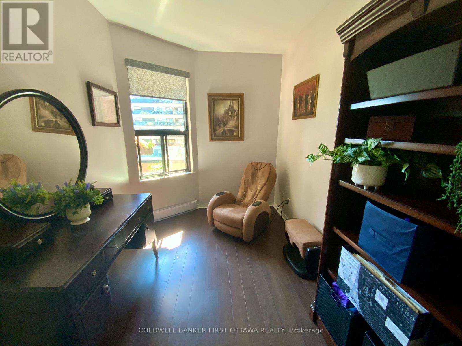 506 - 556 Laurier Avenue W