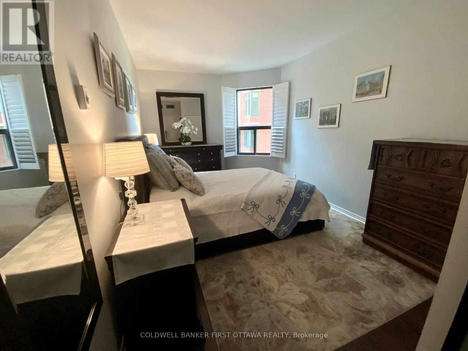 506 - 556 Laurier Avenue W