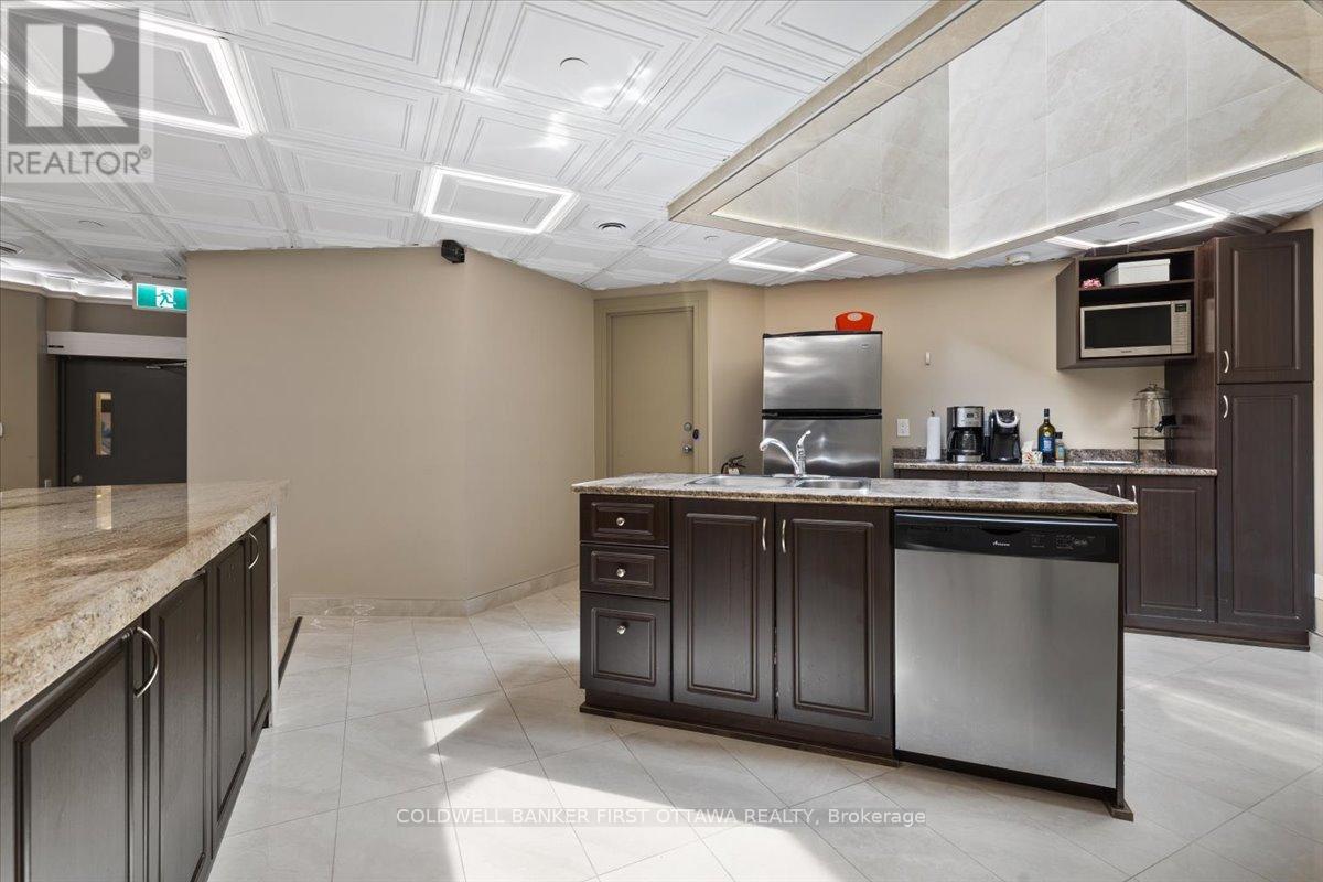506 - 556 Laurier Avenue W