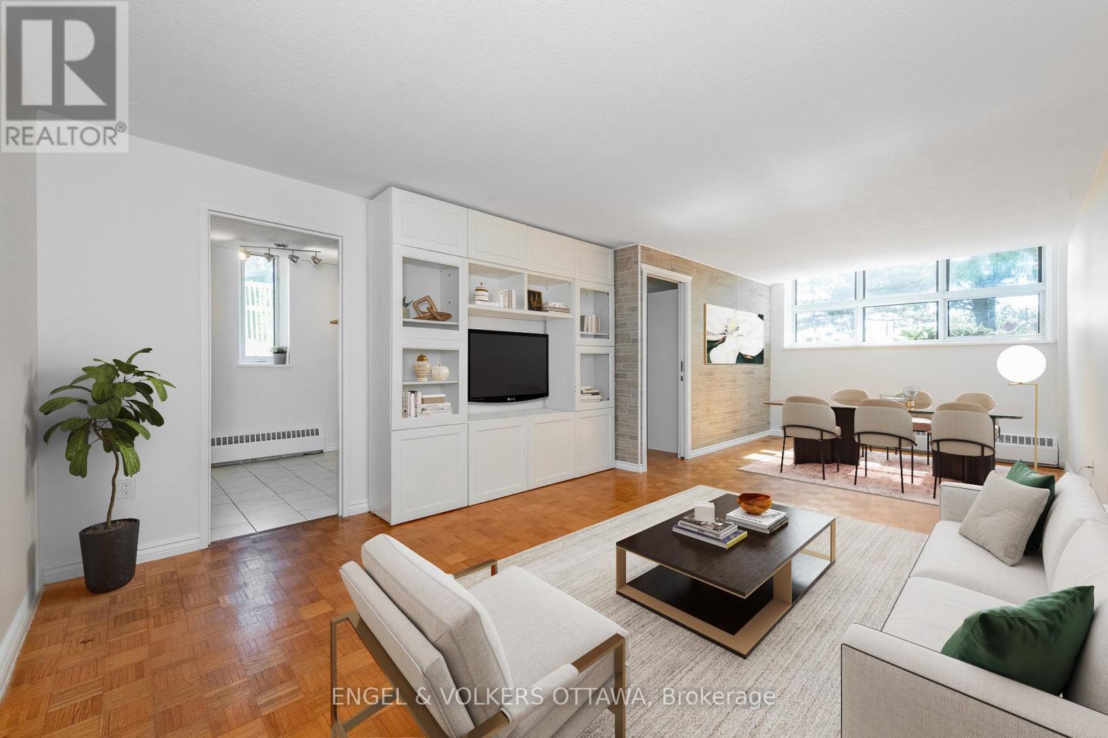 8 - 1356 Meadowlands Drive E