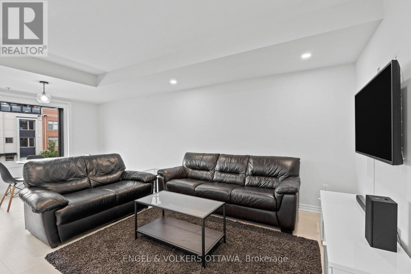 782 Mikinak Road