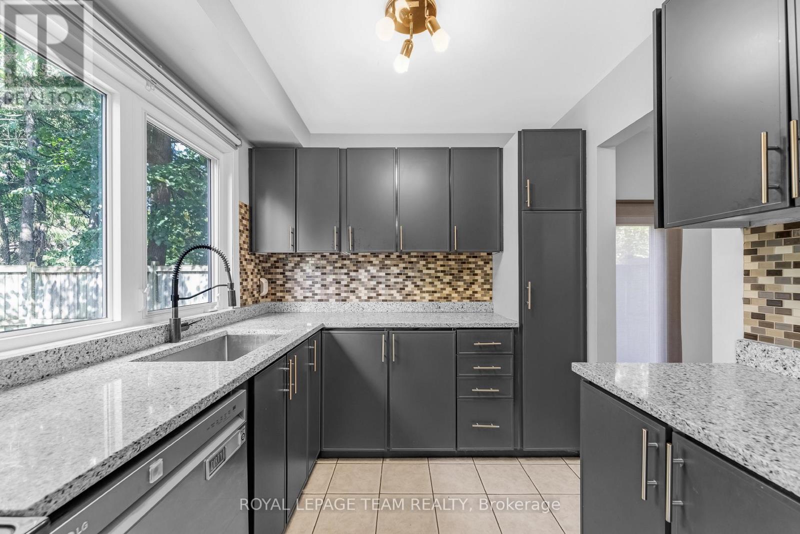 15 - 3691 Albion Road