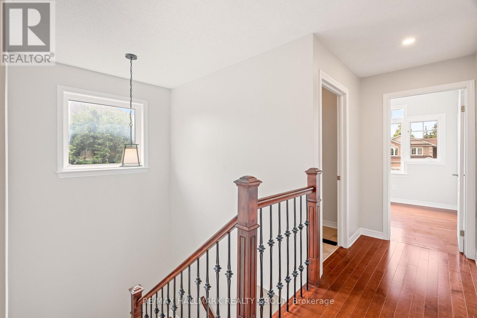 41 Smoketree Crescent E