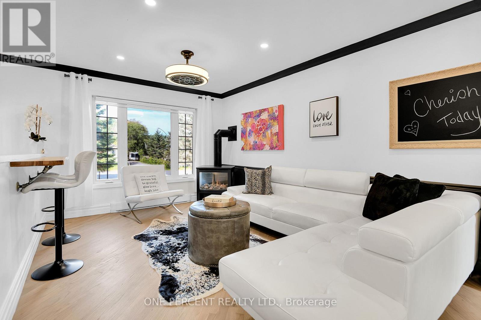 1133 Hemlock Street