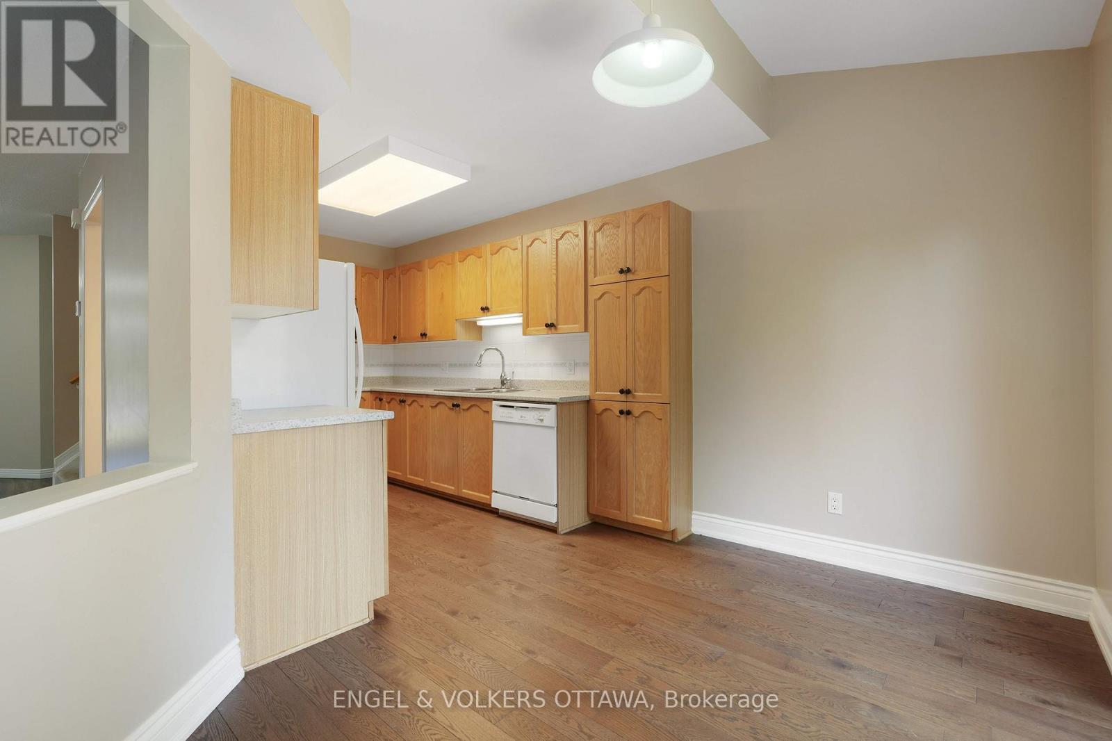 551 Wild Shore Crescent