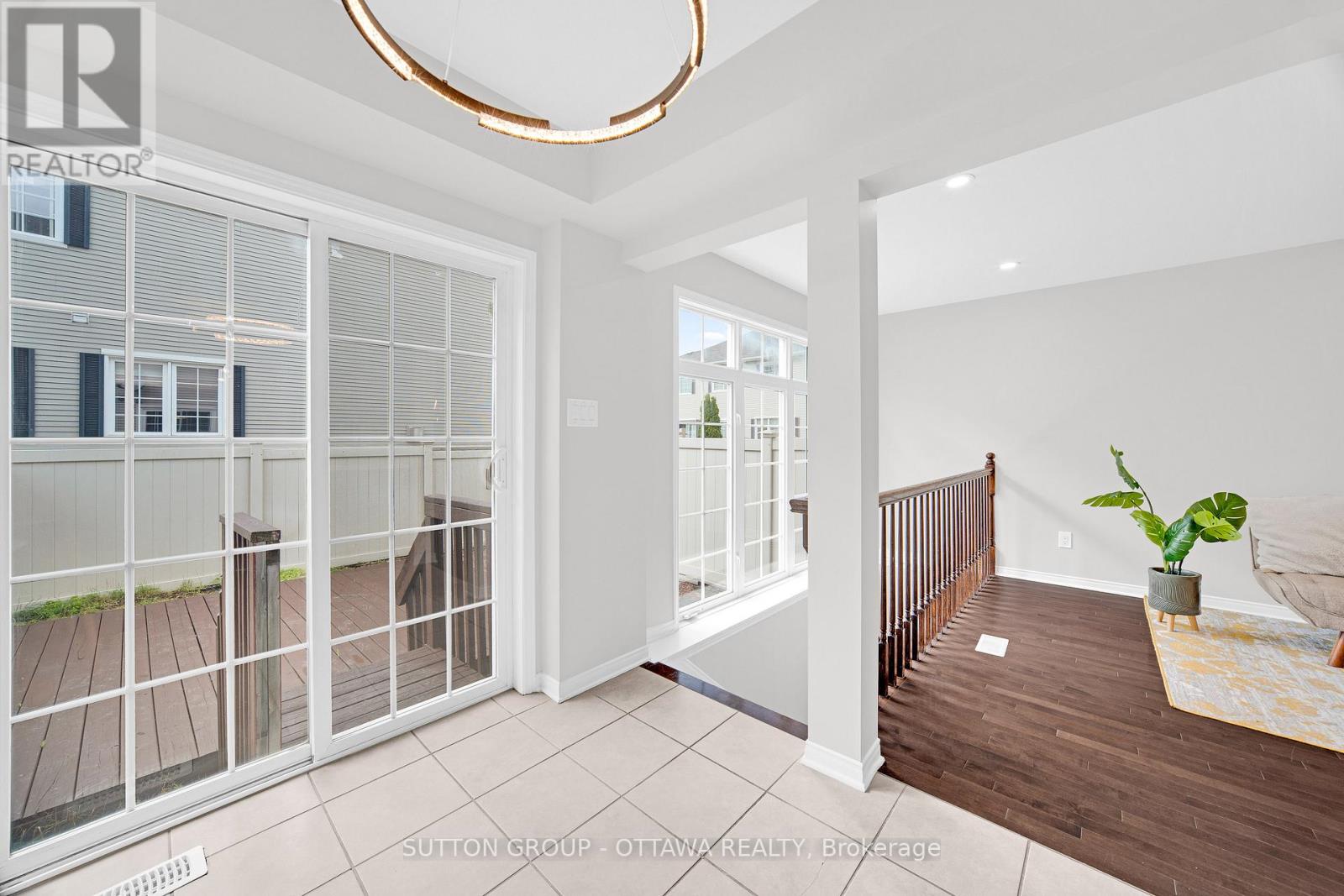 554 Ashbourne Crescent
