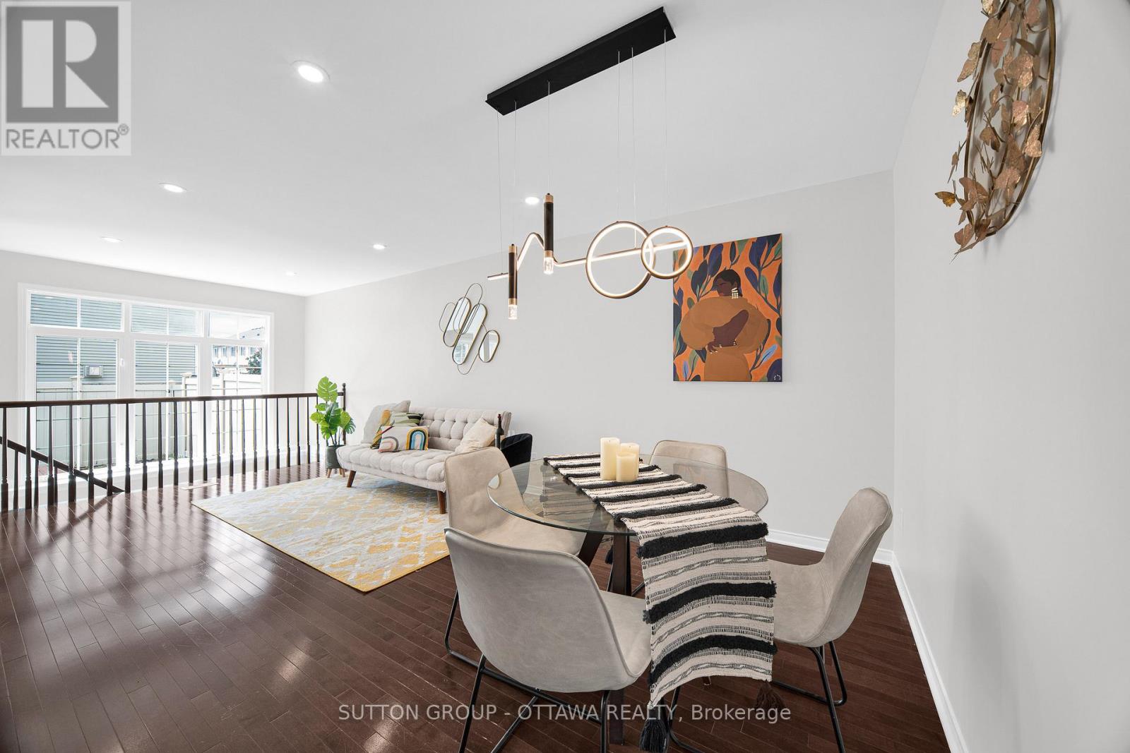 554 Ashbourne Crescent
