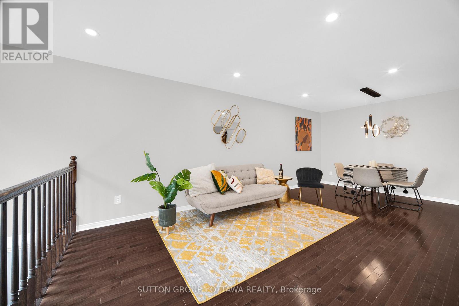 554 Ashbourne Crescent