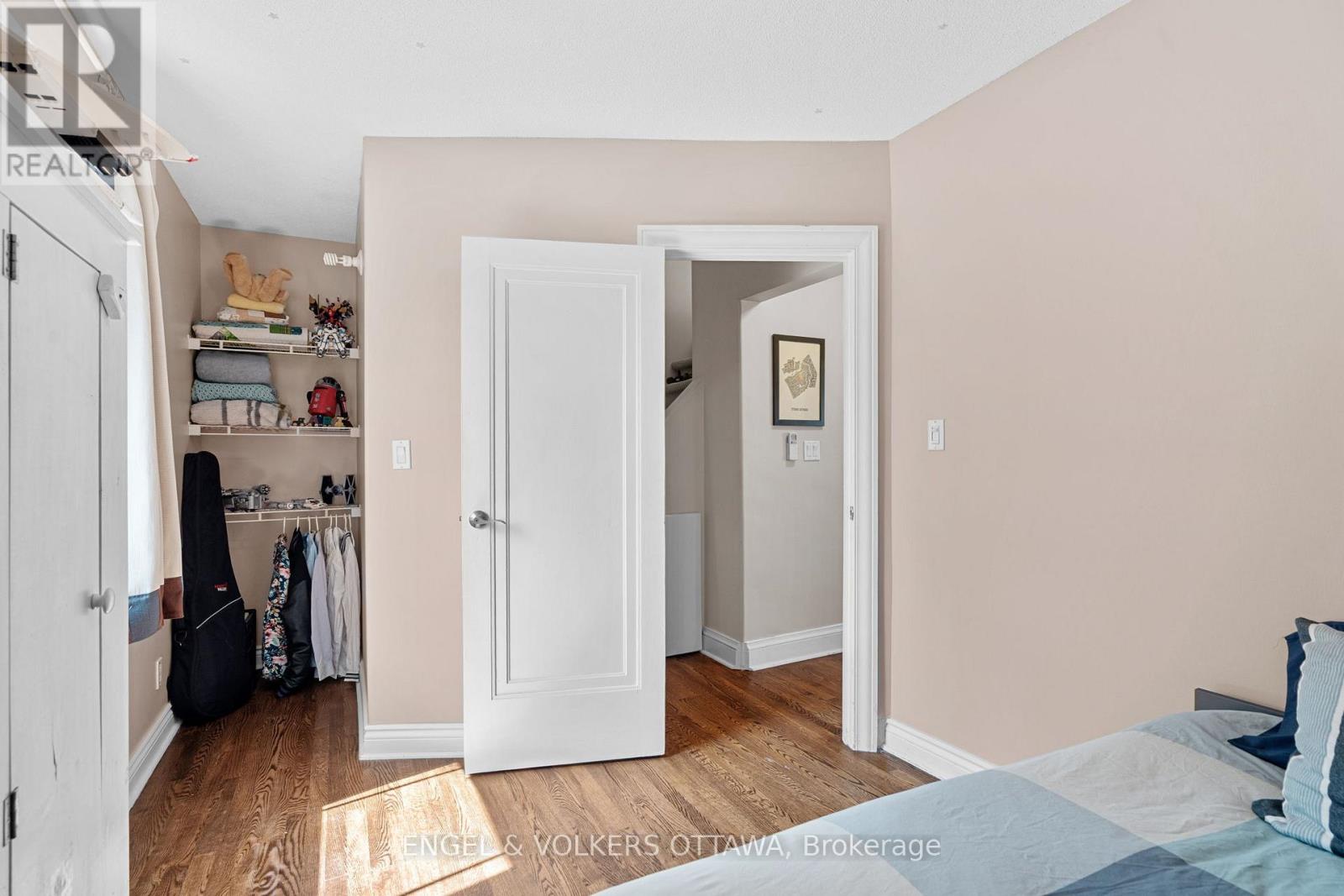 14 Cameron Avenue