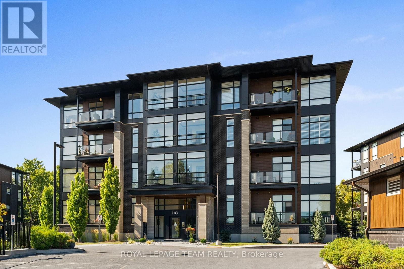 301 - 110 Cortile Private