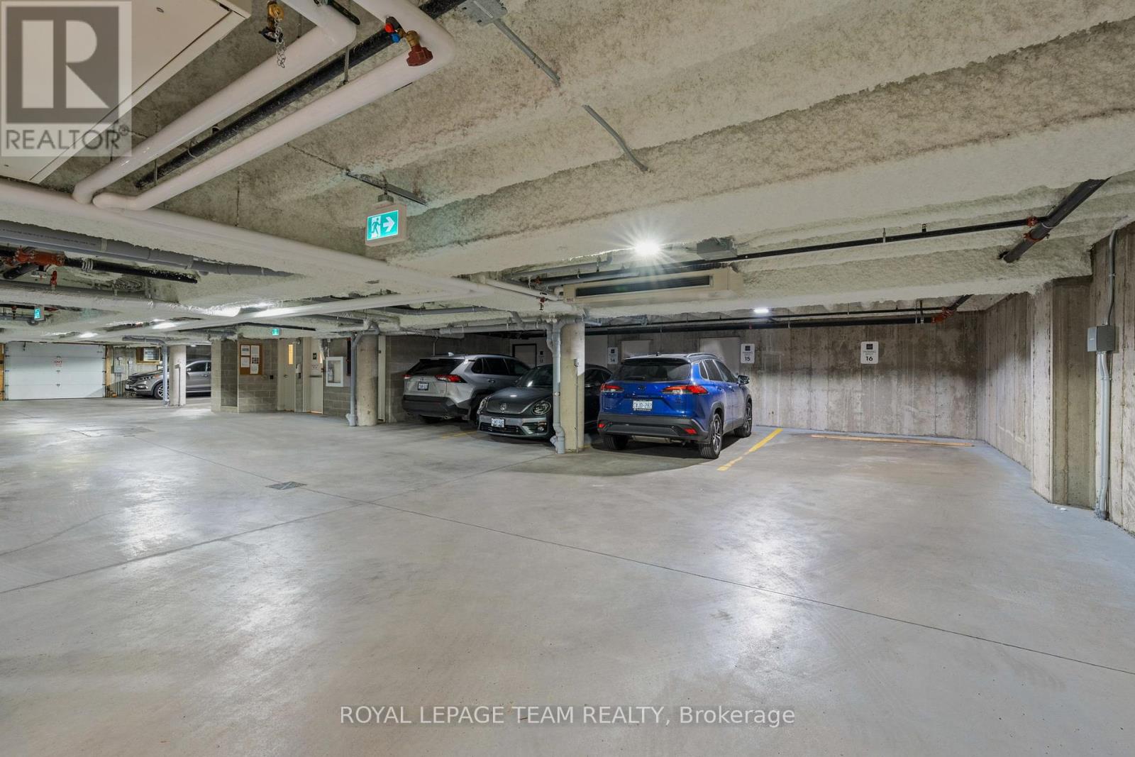 301 - 110 Cortile Private