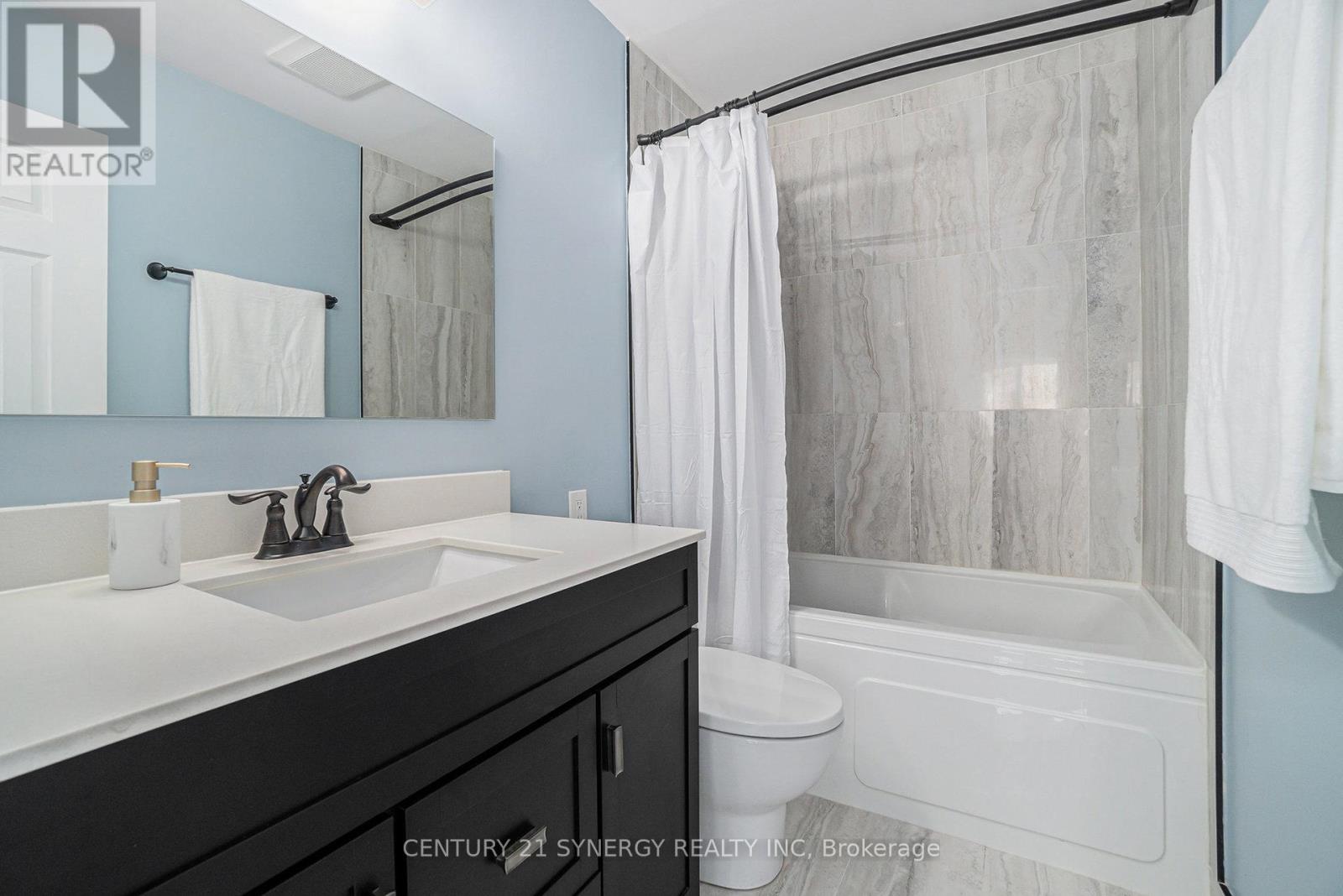 - - 46 Paddington Private
