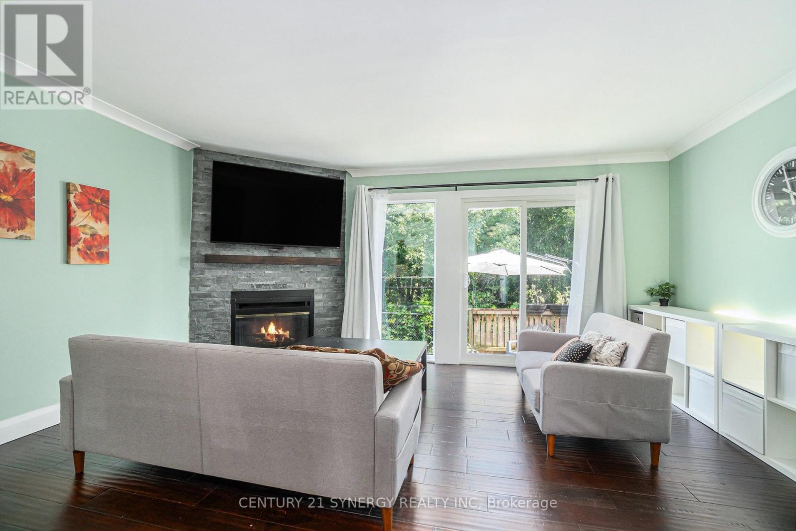 - - 46 Paddington Private