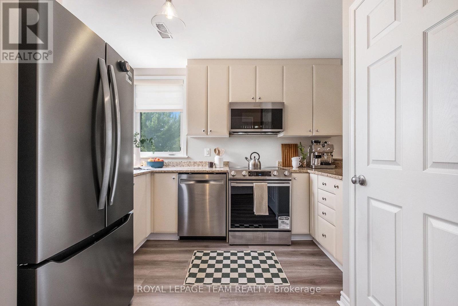 58 - 168 Urbancrest Private