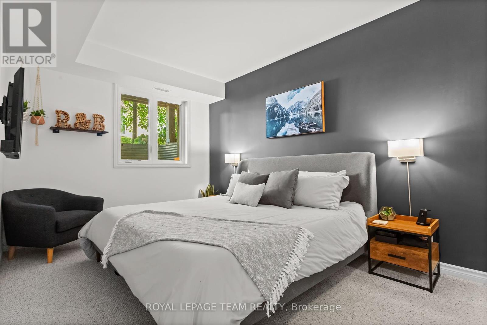 a Everest Private, Unit 306