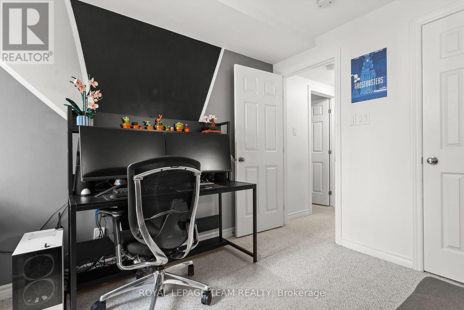 a Everest Private, Unit 306