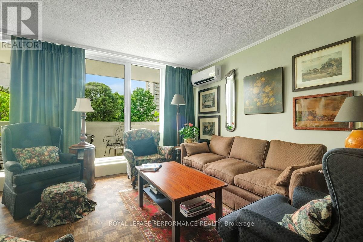 207 - 2625 Regina Street