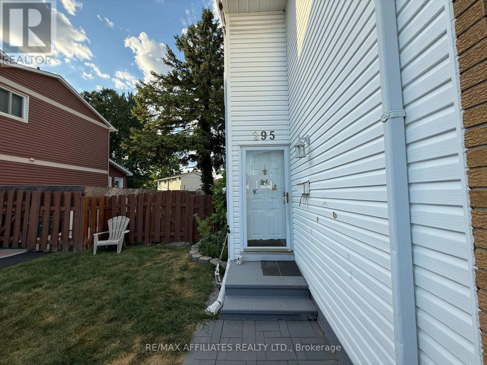295 Pintail Terrace