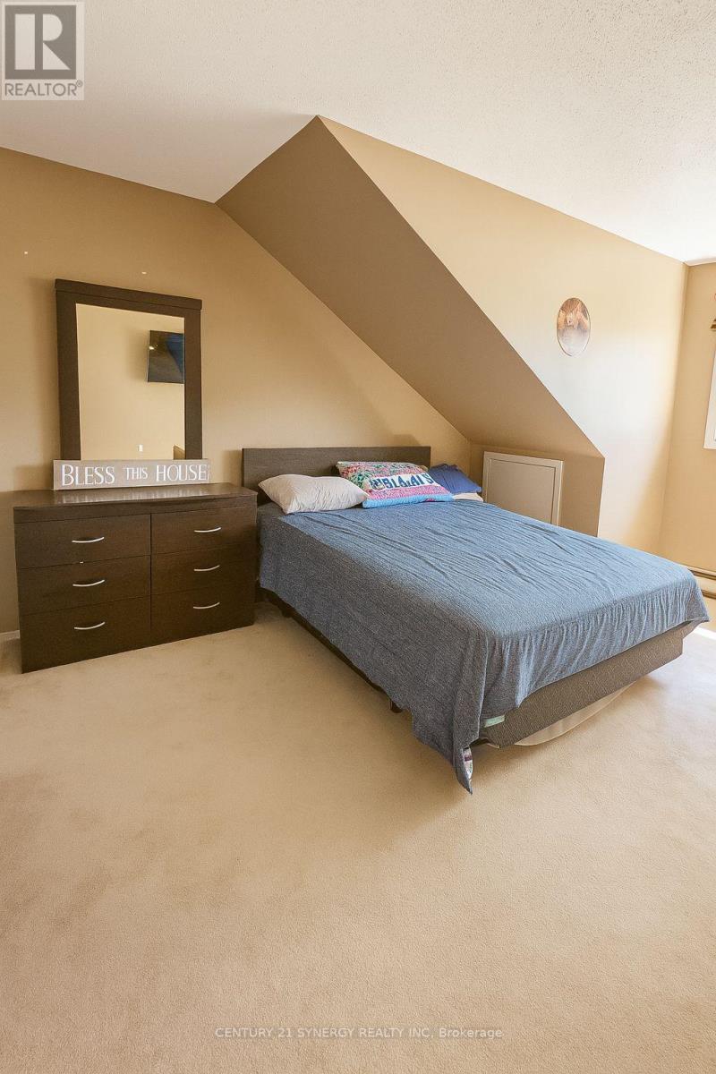 5b - 762 St. Andre Drive