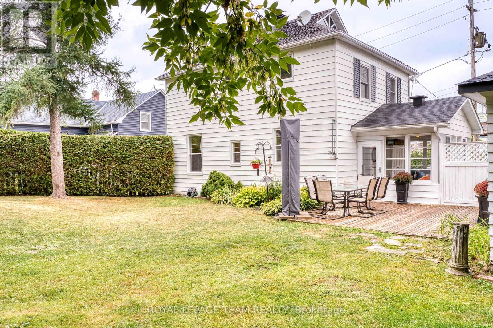 82 Farm Street