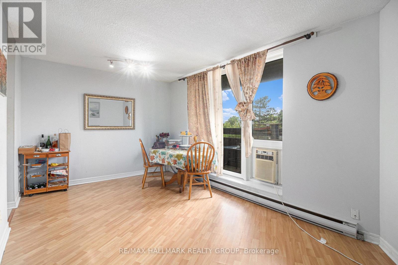 407 - 2020 Jasmine Crescent