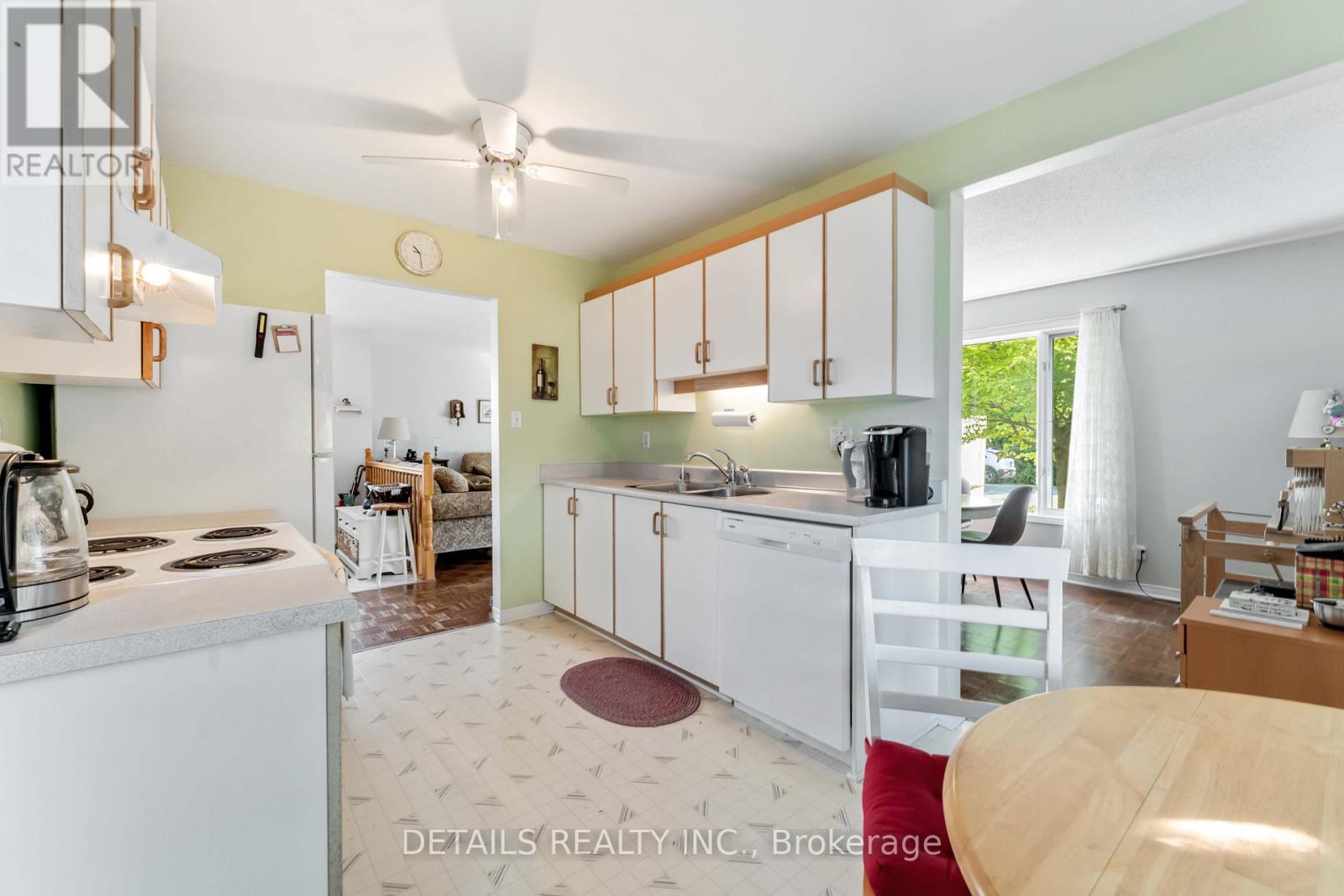 12 Henry Goulburn Way