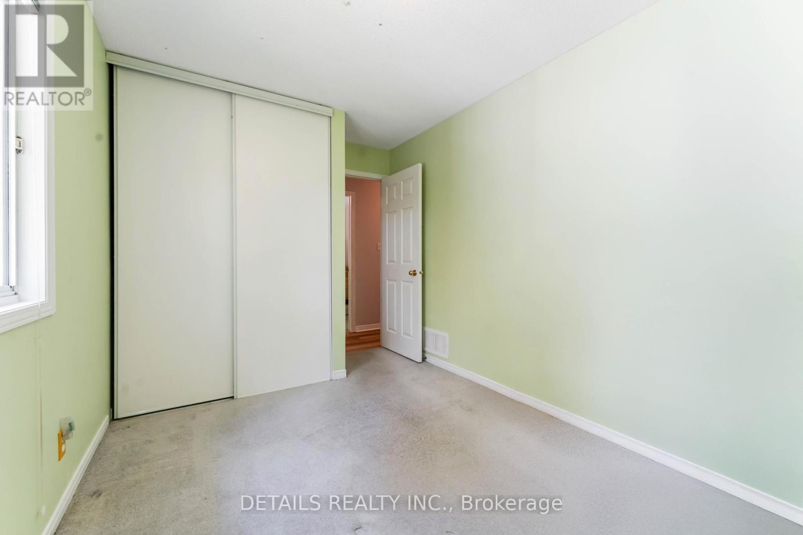 12 Henry Goulburn Way
