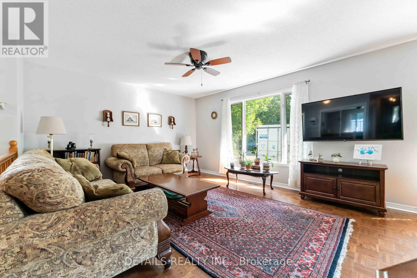 12 Henry Goulburn Way