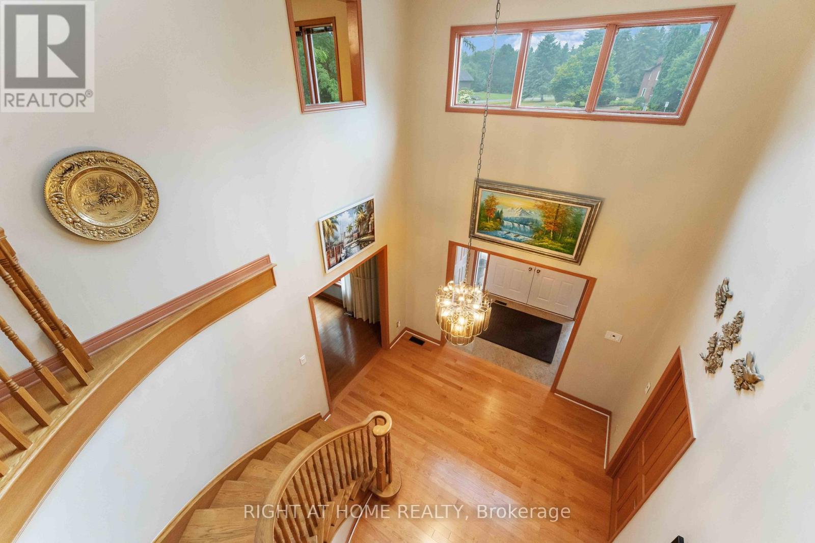 2 Muirfield Gardens