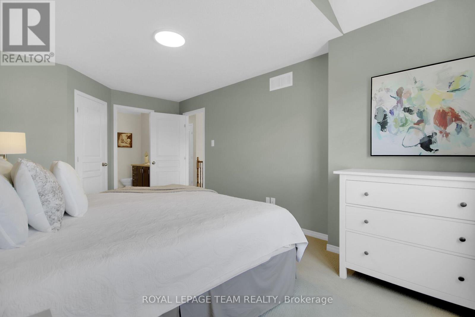 363 Celtic Ridge Crescent