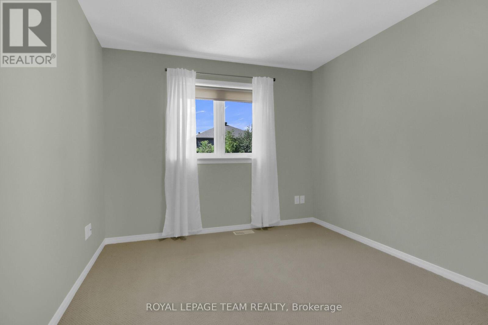363 Celtic Ridge Crescent