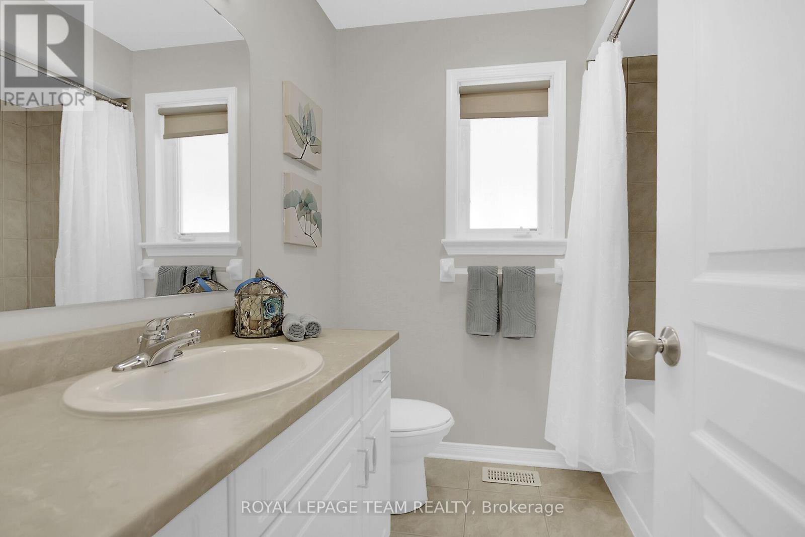 363 Celtic Ridge Crescent