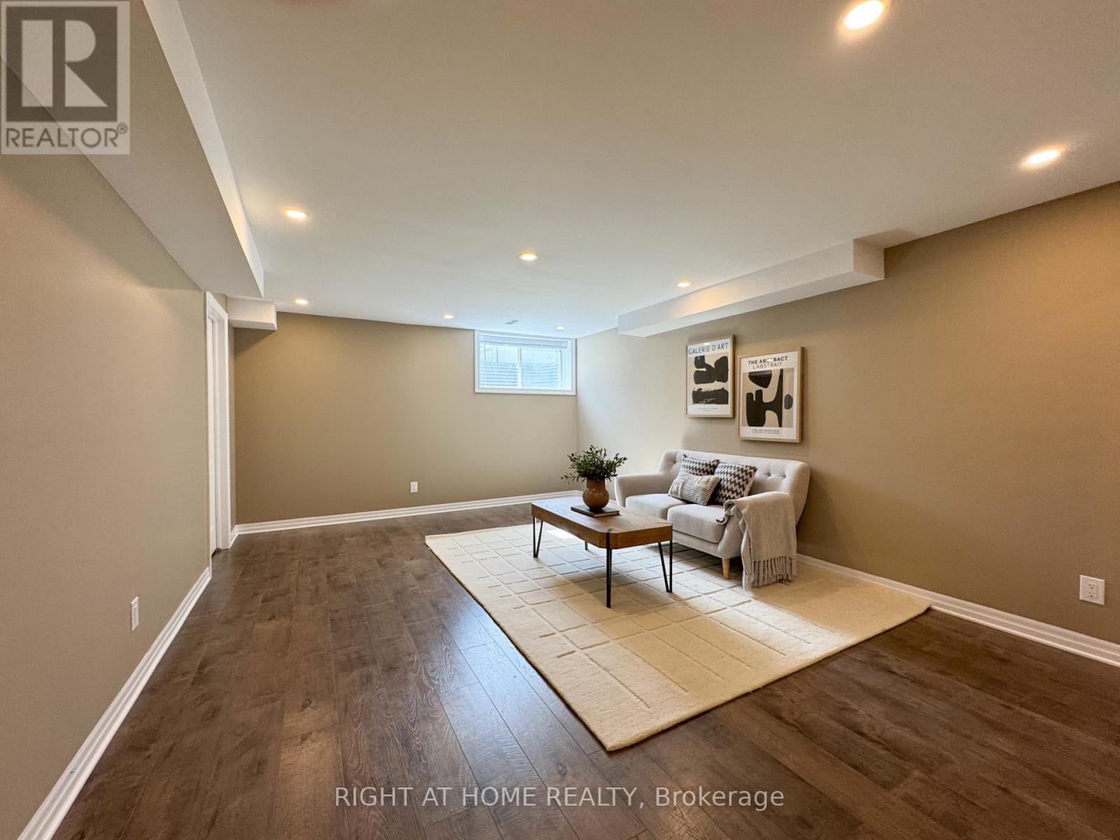 506 Peerless Street
