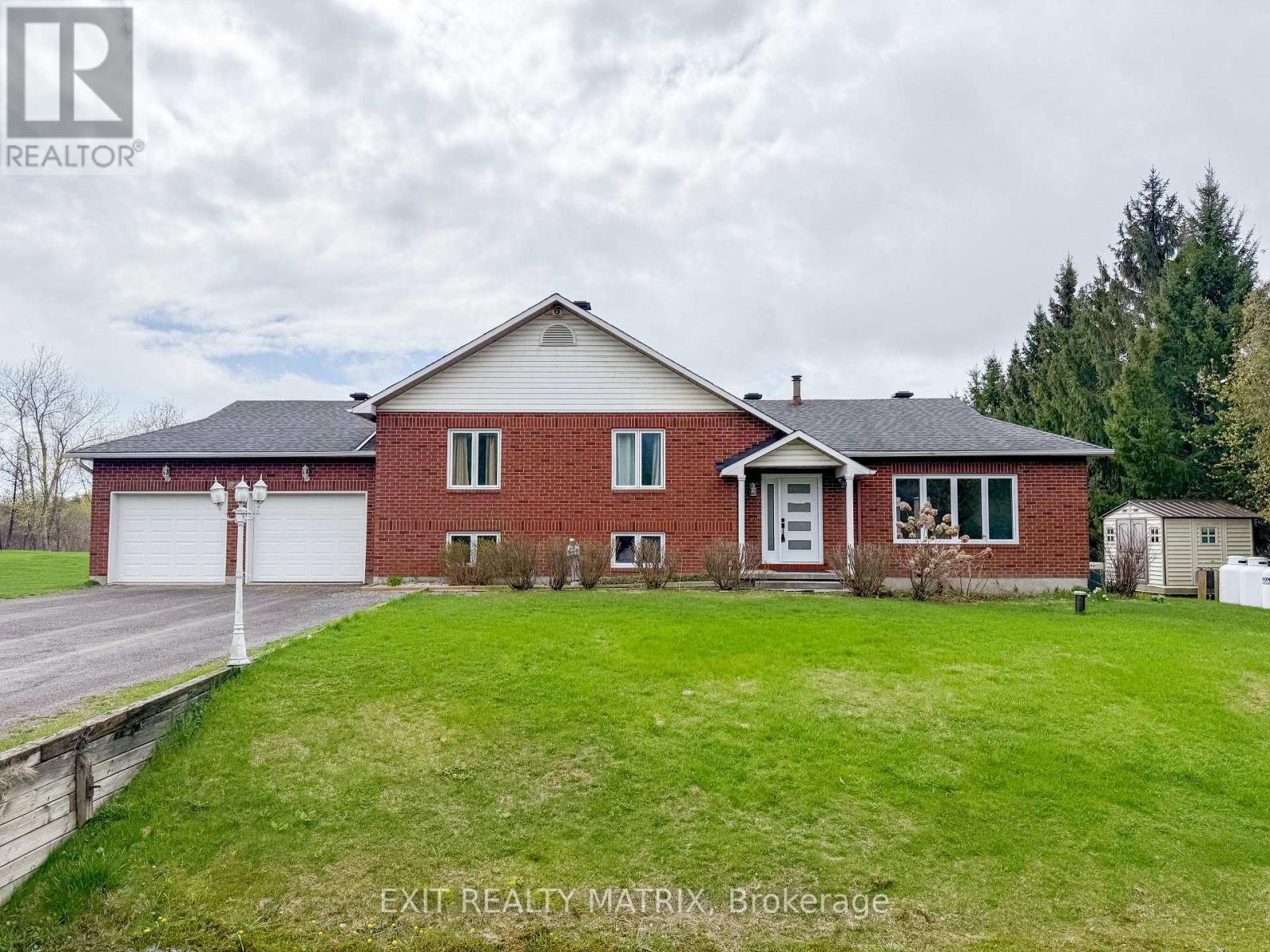 2418 Rideau Road