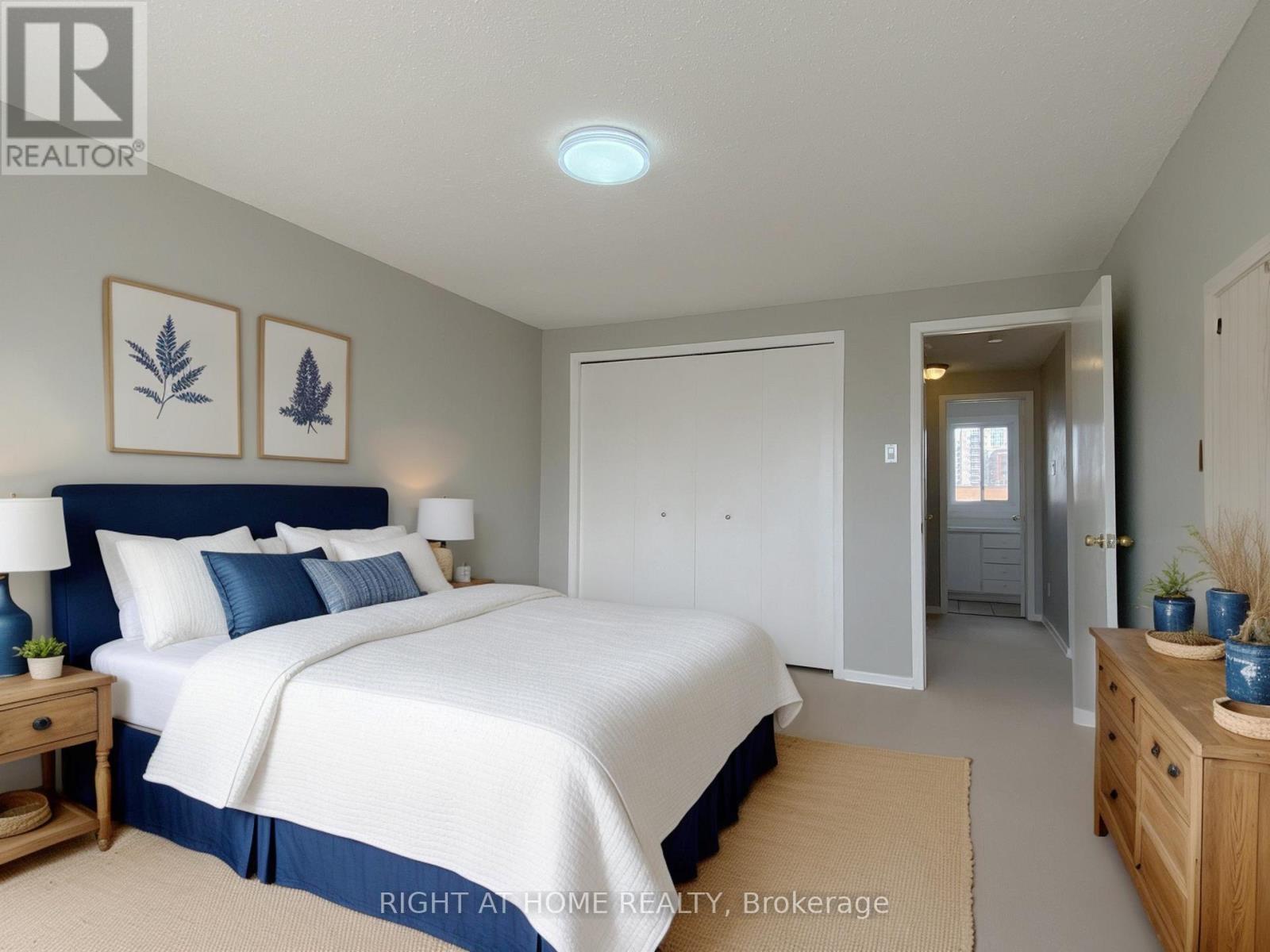 271 Ridgepark Private