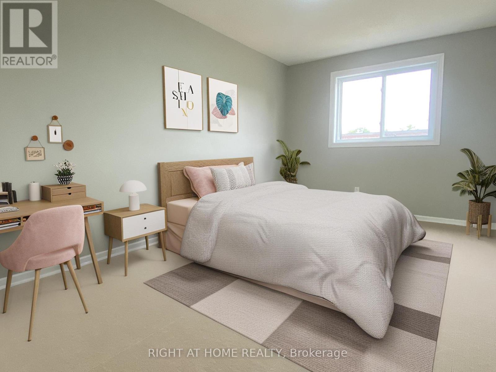 271 Ridgepark Private