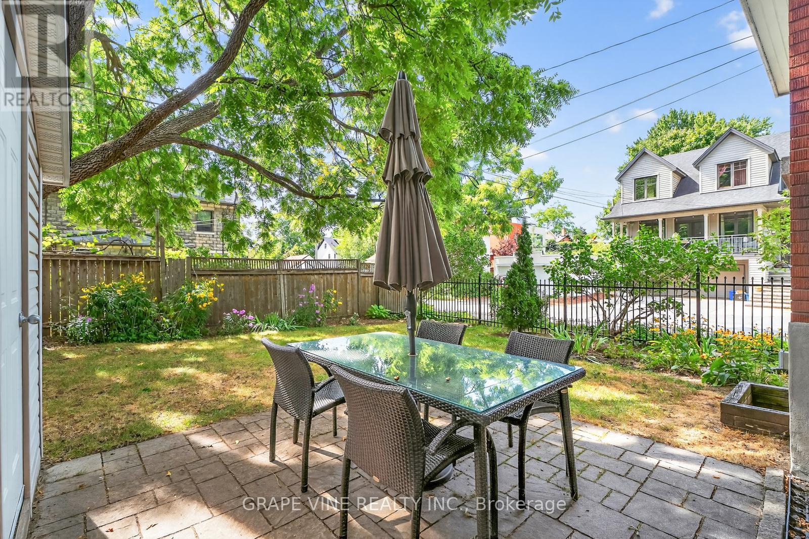65 Bristol Avenue