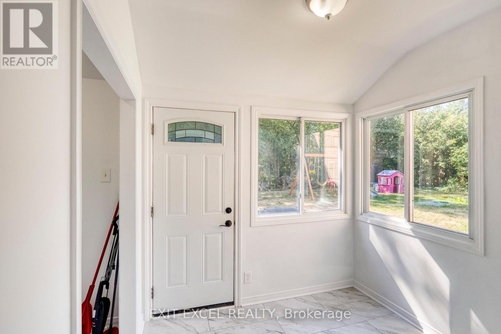 5490 Mactavish Place