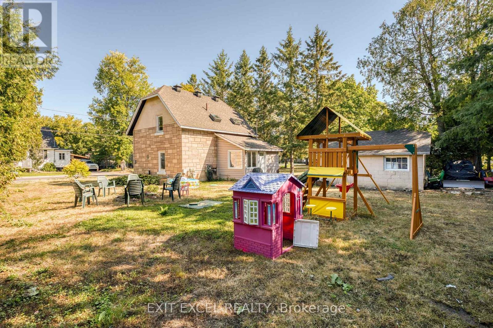 5490 Mactavish Place