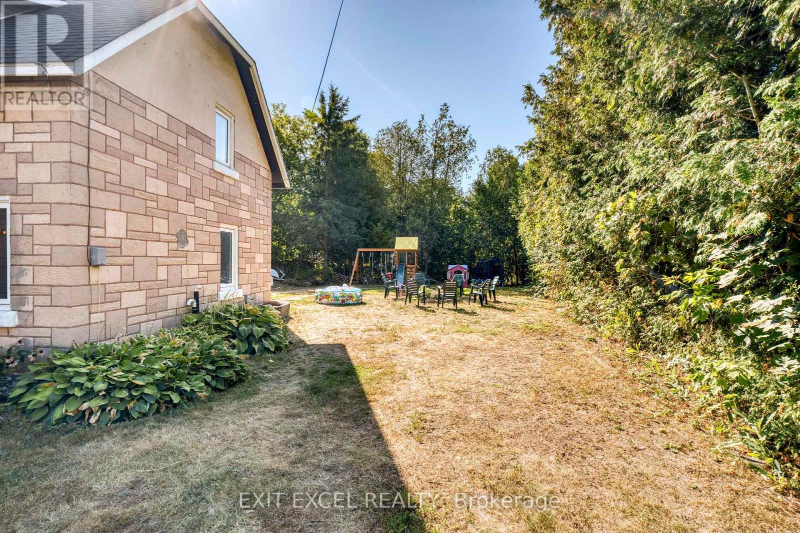 5490 Mactavish Place