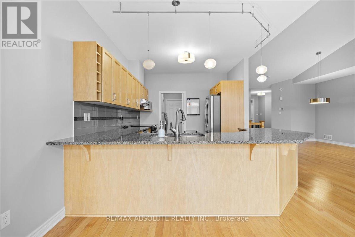 122 Passageway Private