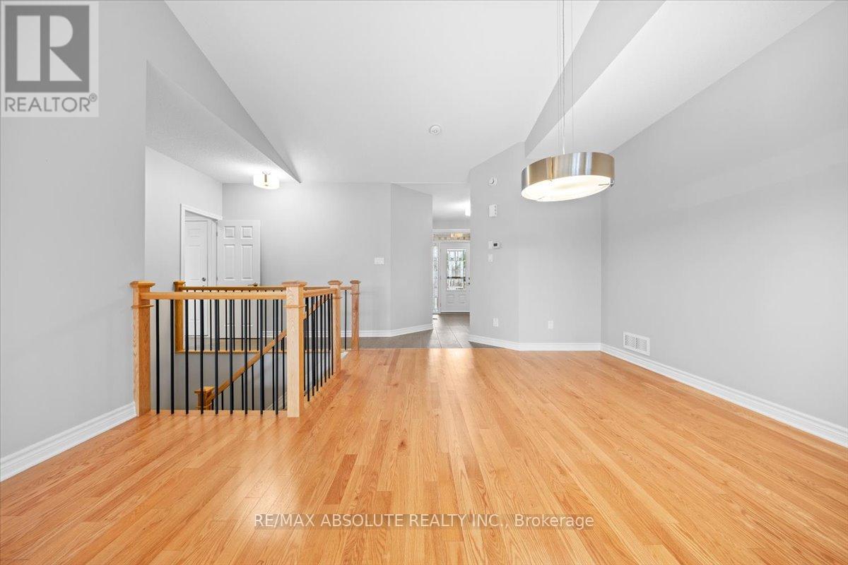 122 Passageway Private