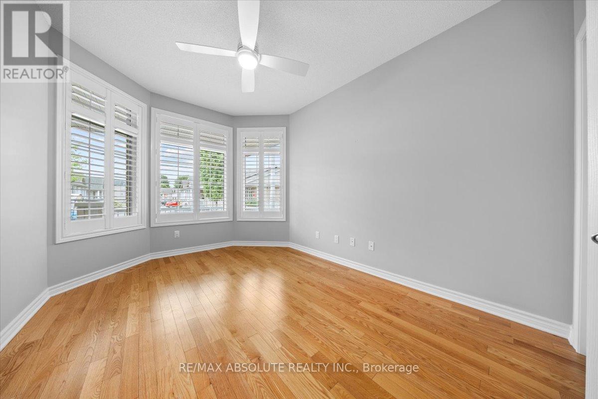 122 Passageway Private