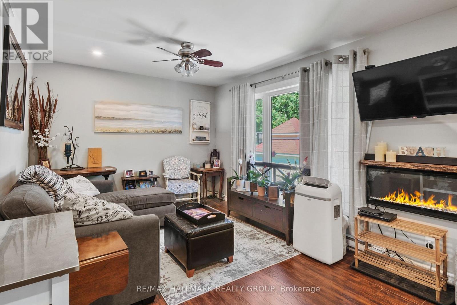 715 Bayview Drive