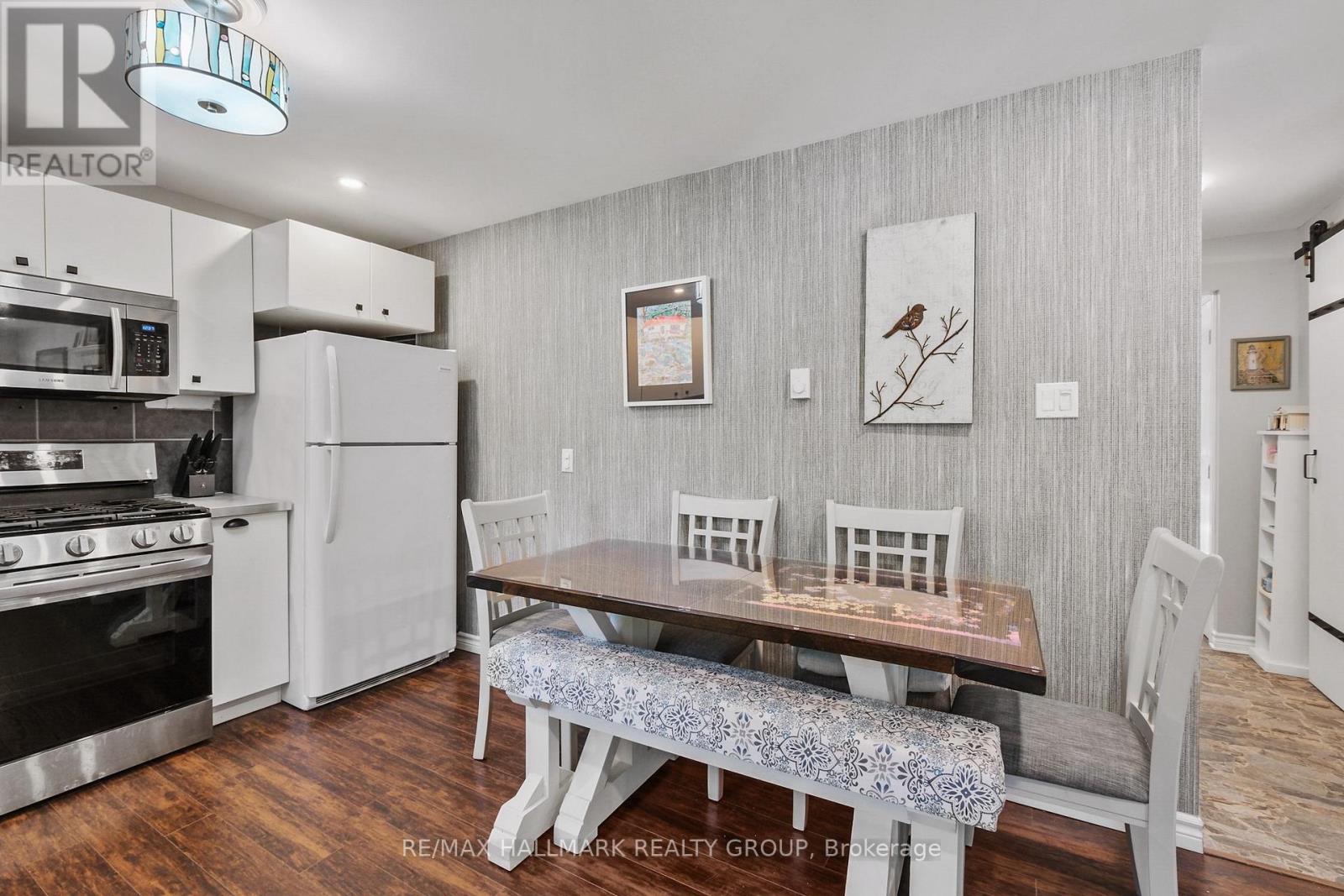 715 Bayview Drive