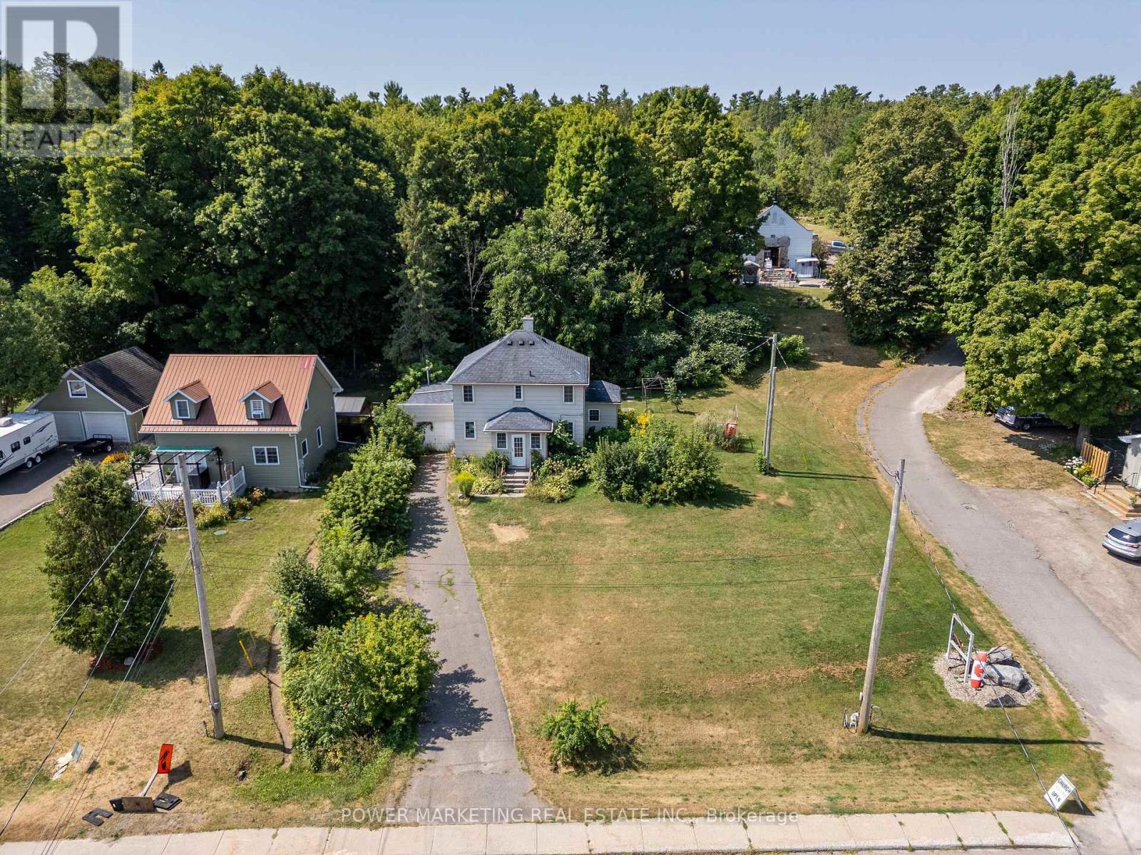 979 River Road
