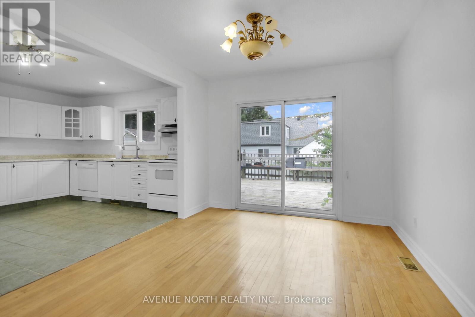 1254 Heron Road