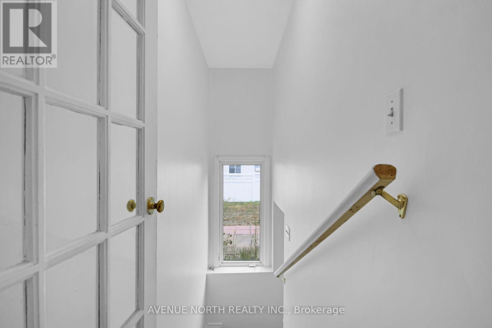 1254 Heron Road