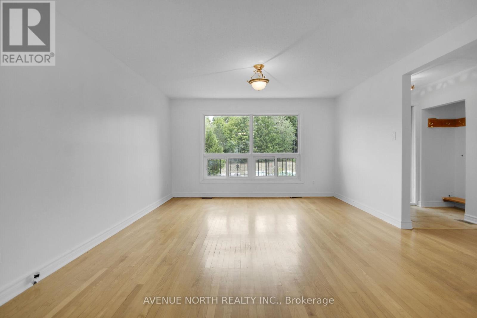1254 Heron Road